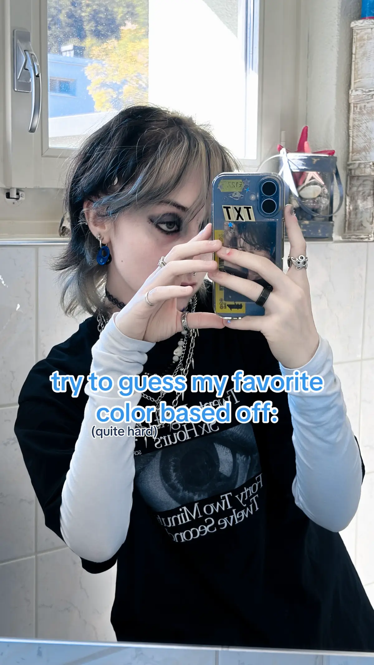@navy_bluu