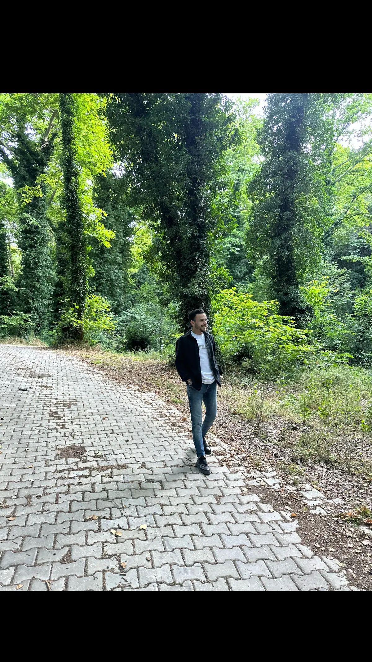 @Ömer Akşit