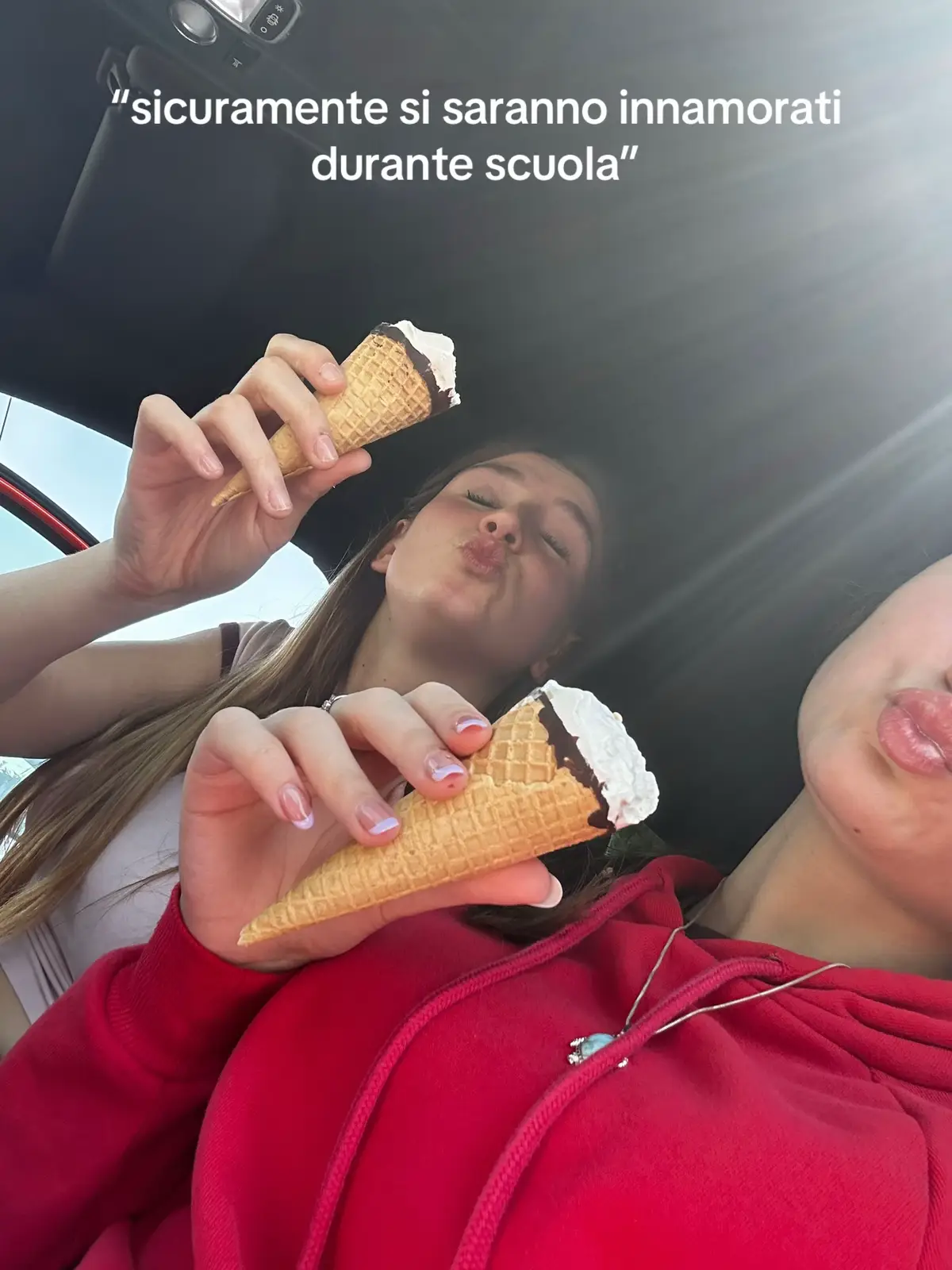 @ssoffy&elly