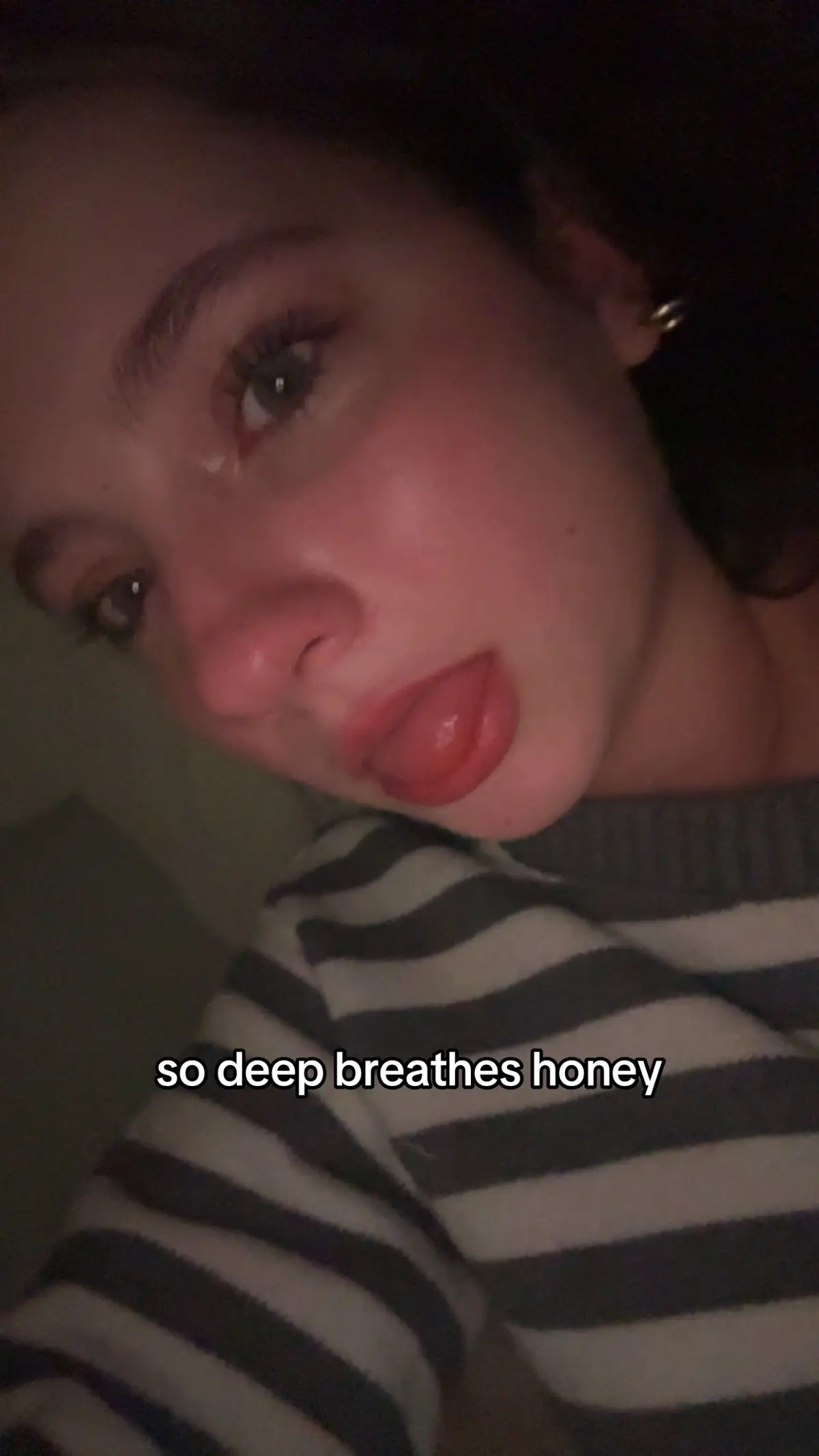 @??