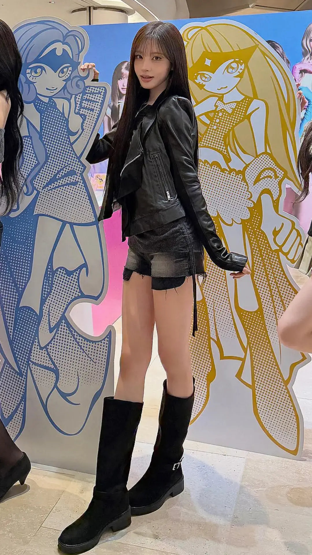 @Ne><