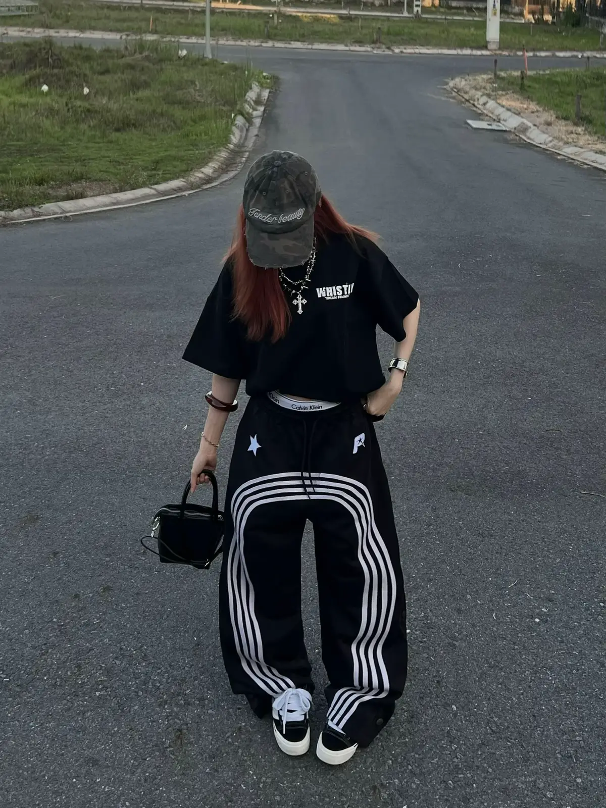 @WHISTLY.STU