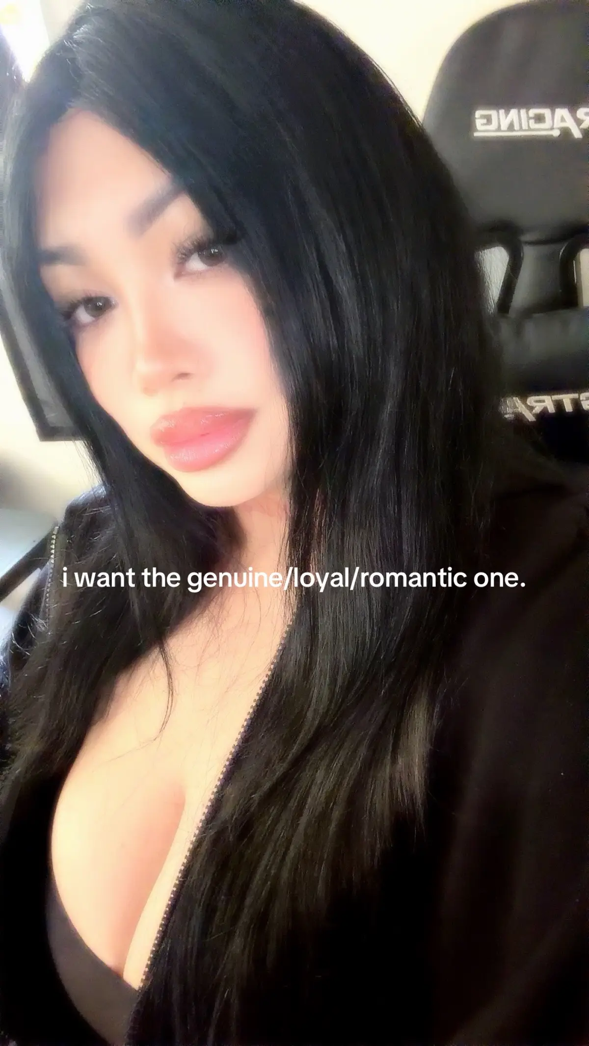 @NICOLE TIANA