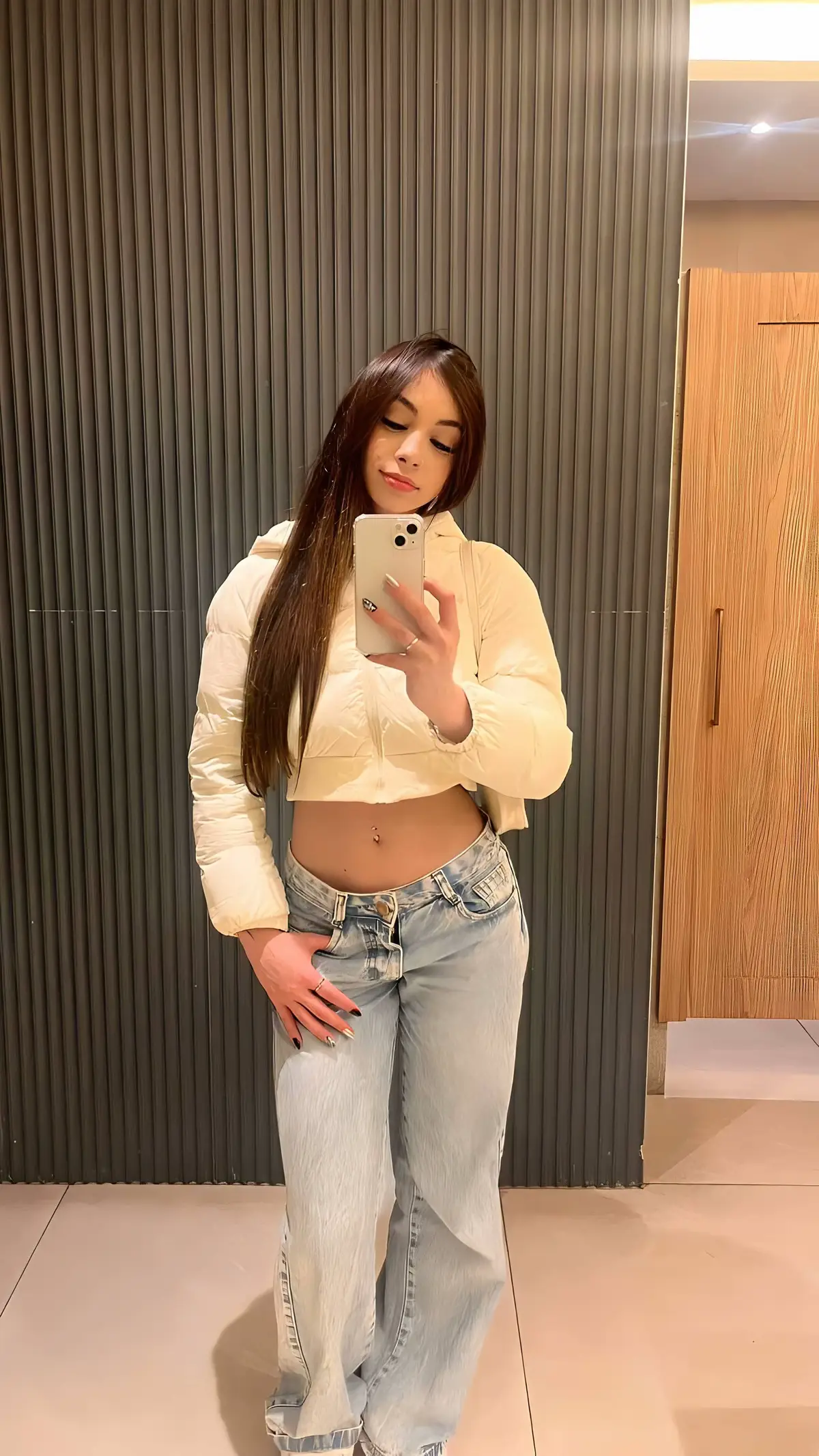 @Lala