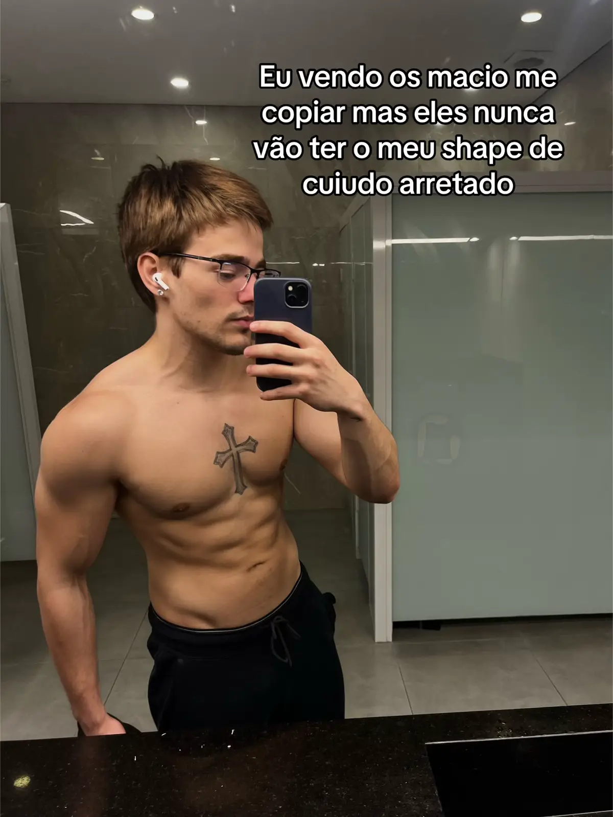 @pedrola