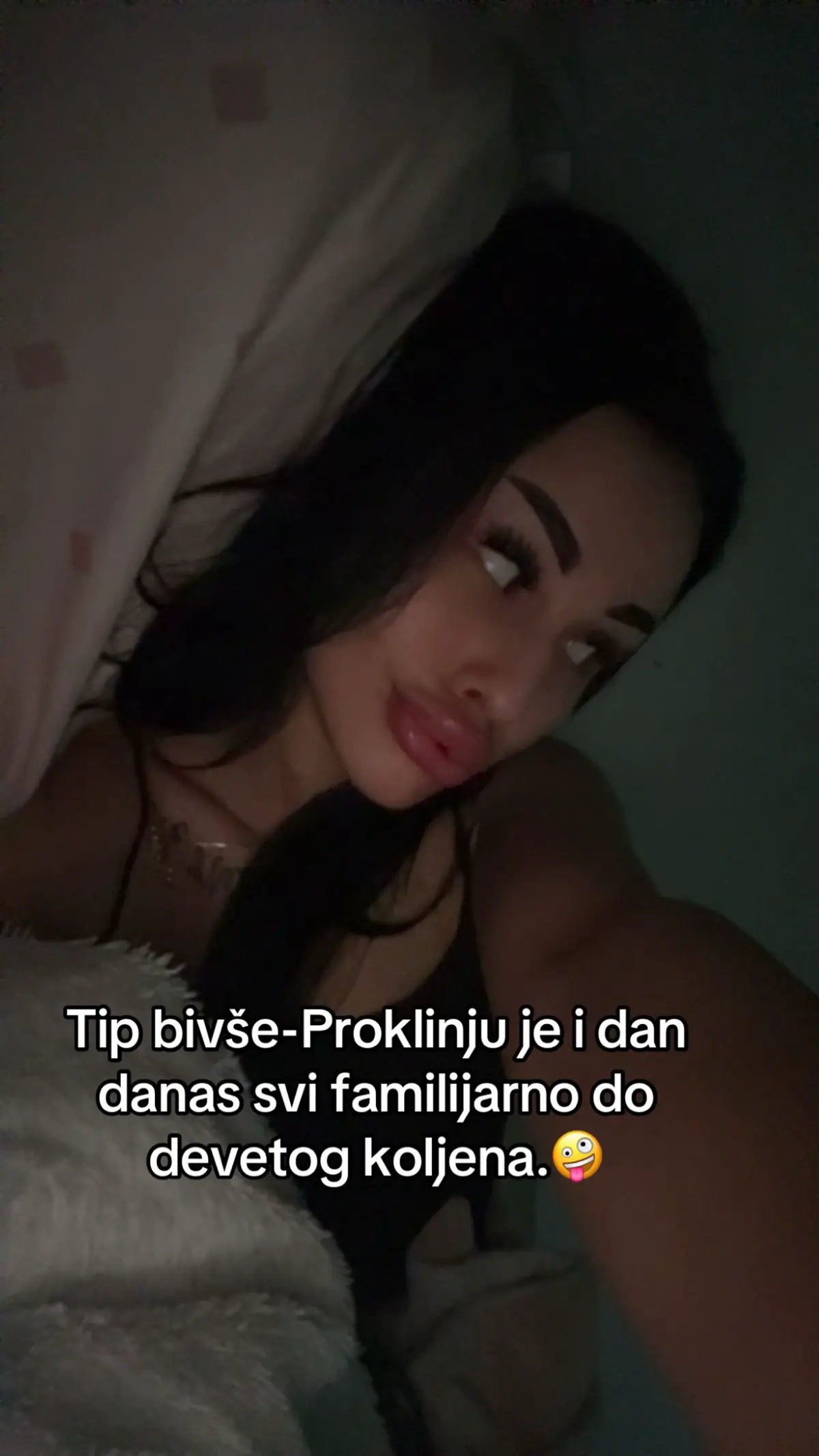 @laariisa27