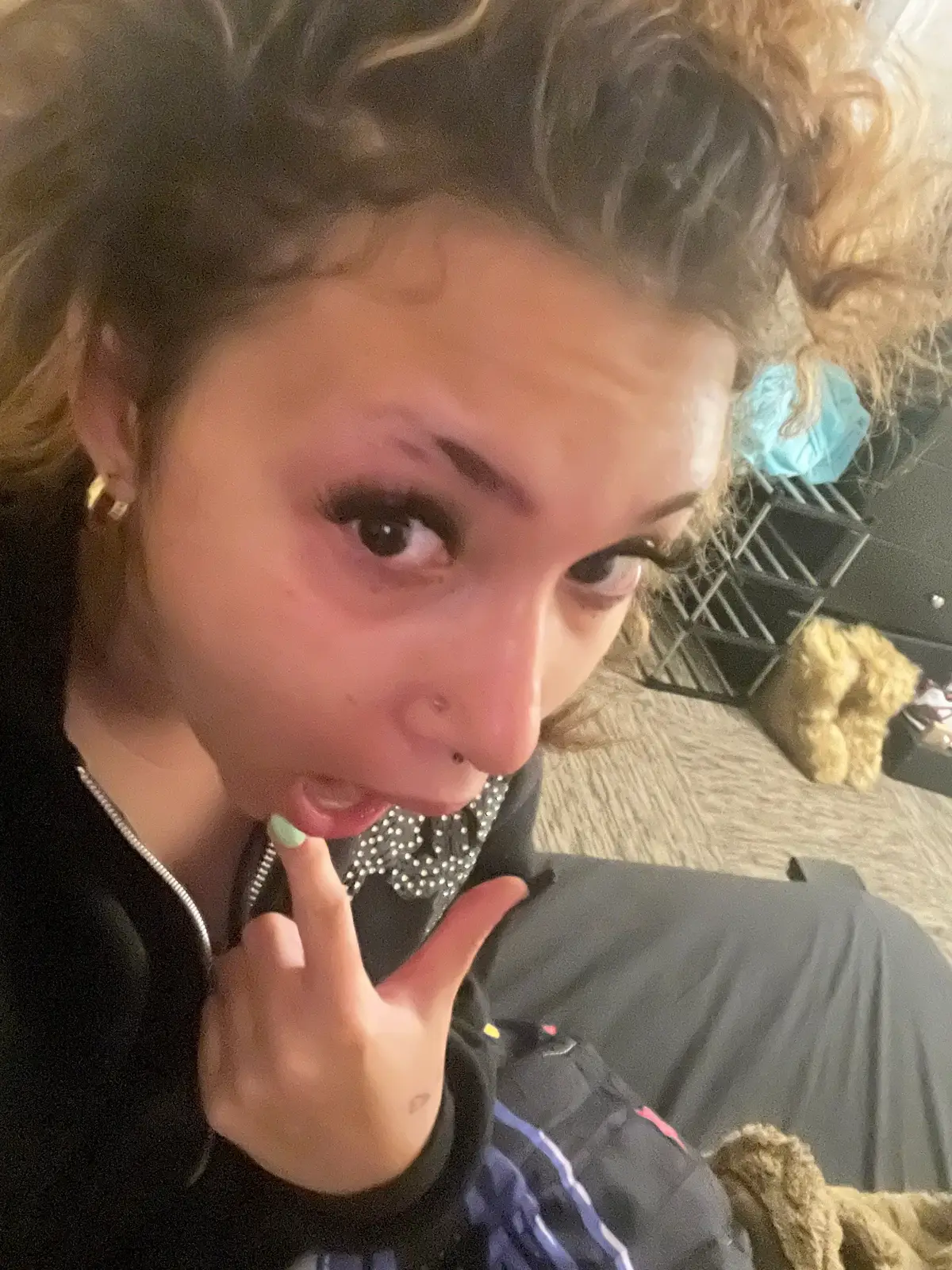@𝔓𝔬𝔰𝔰𝔢𝔰𝔰𝔢𝔡𝔅𝔢𝔞𝔲𝔱𝔶