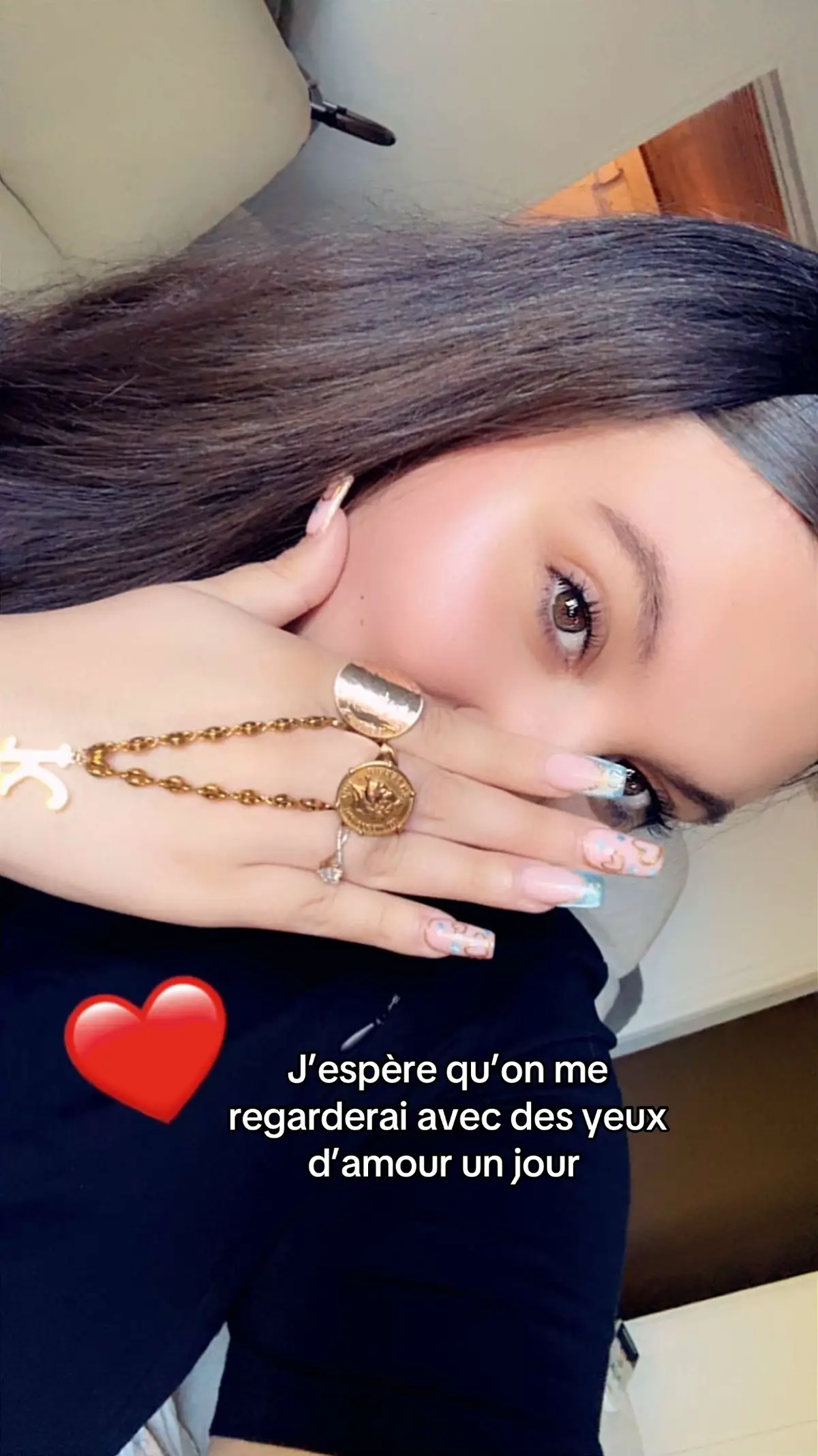 @𝒯𝒽𝒶𝒾𝓈