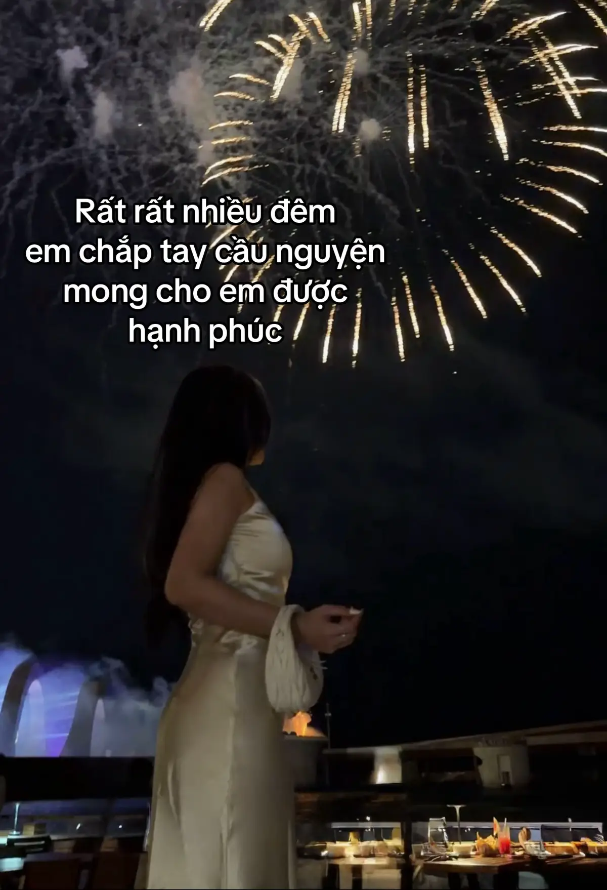@Ăn Kem dưới mưa 🍦