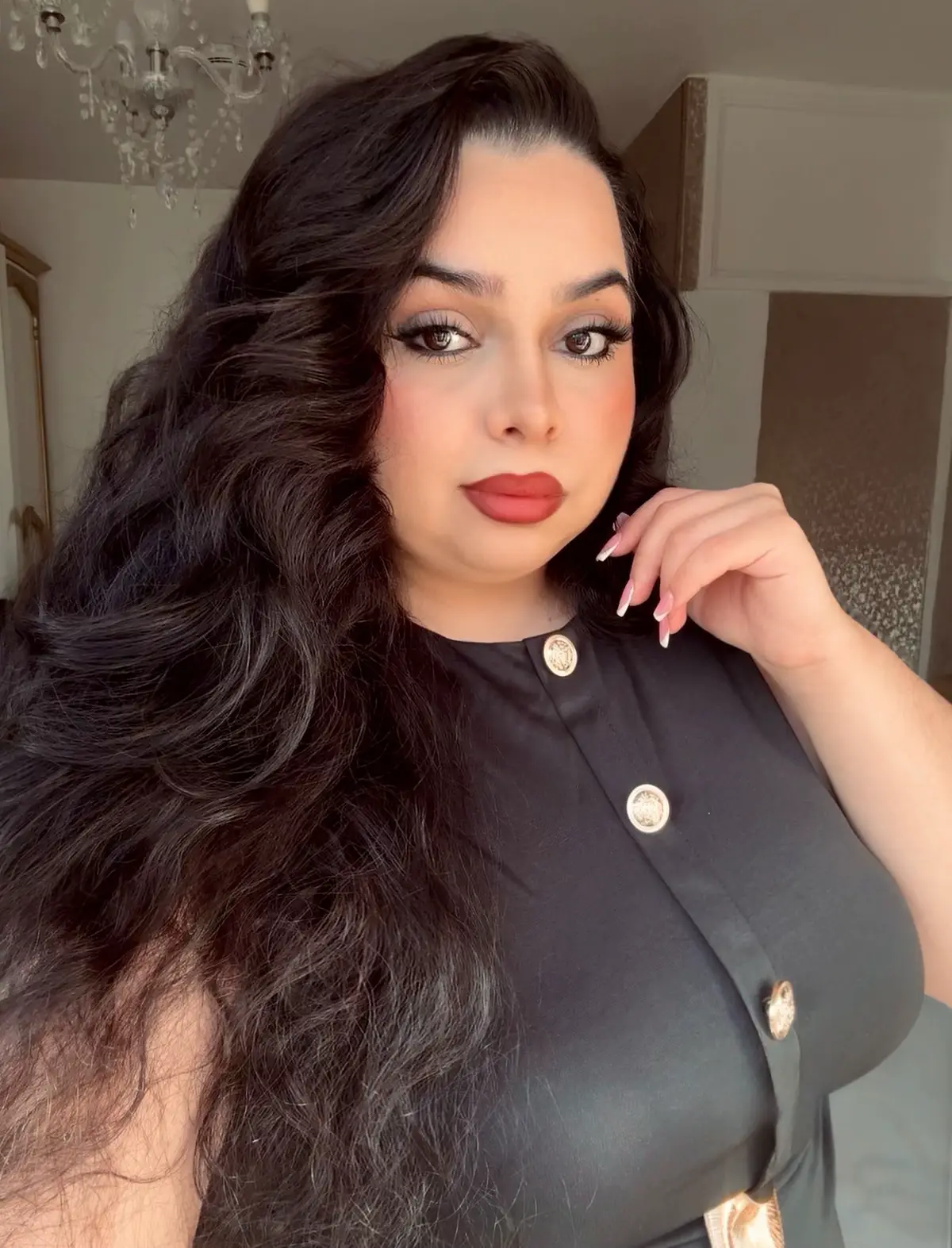 @𝗦 𝗢 𝗙 𝗜 𝗔🌹