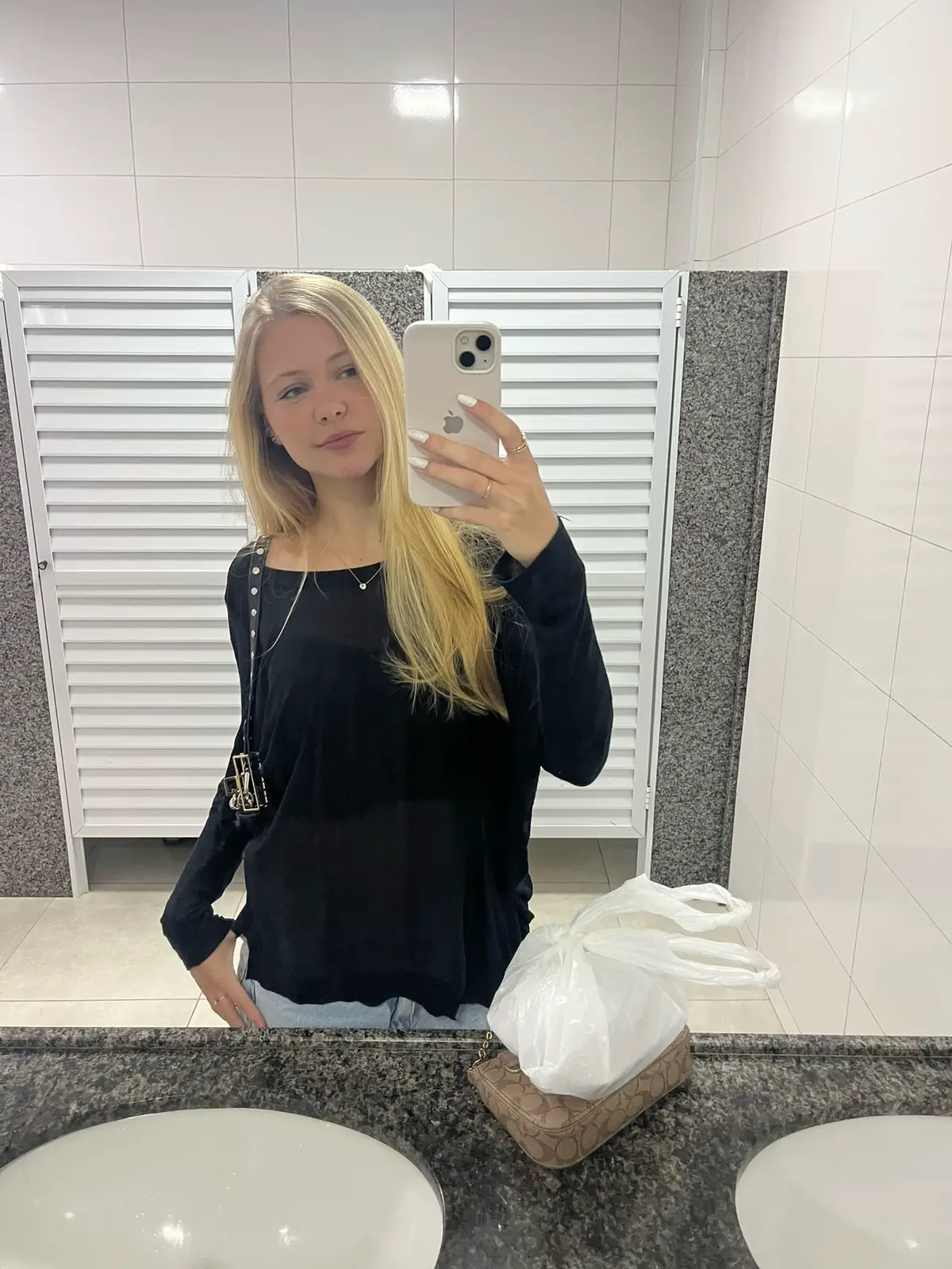@&aacute;gatha ☀️