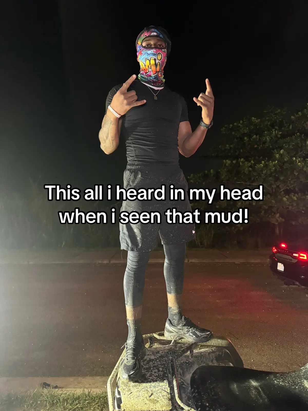 @👾