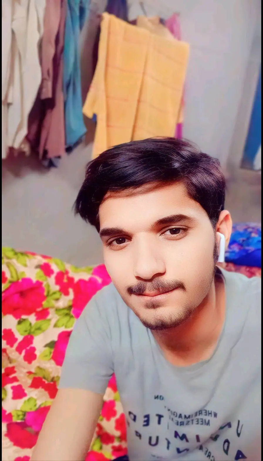 @𝗔l_i⚜️