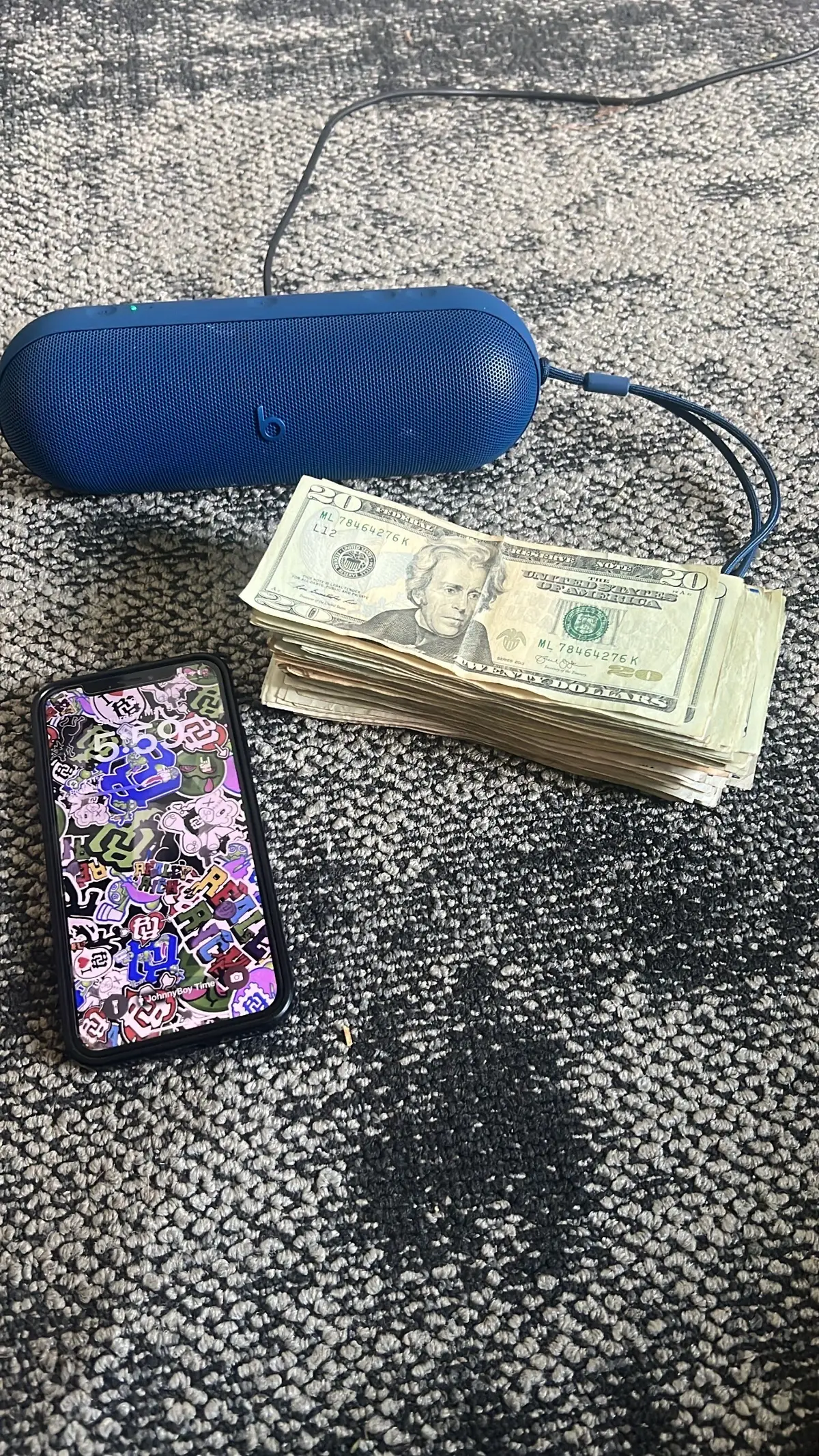 @👤