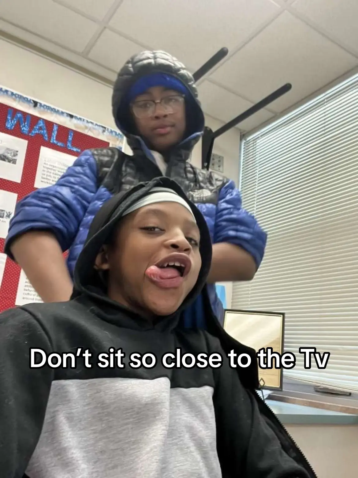 @rolluppainn