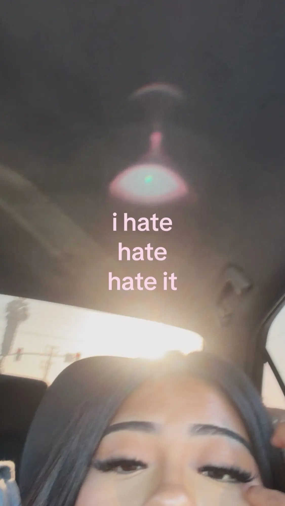 @⃟