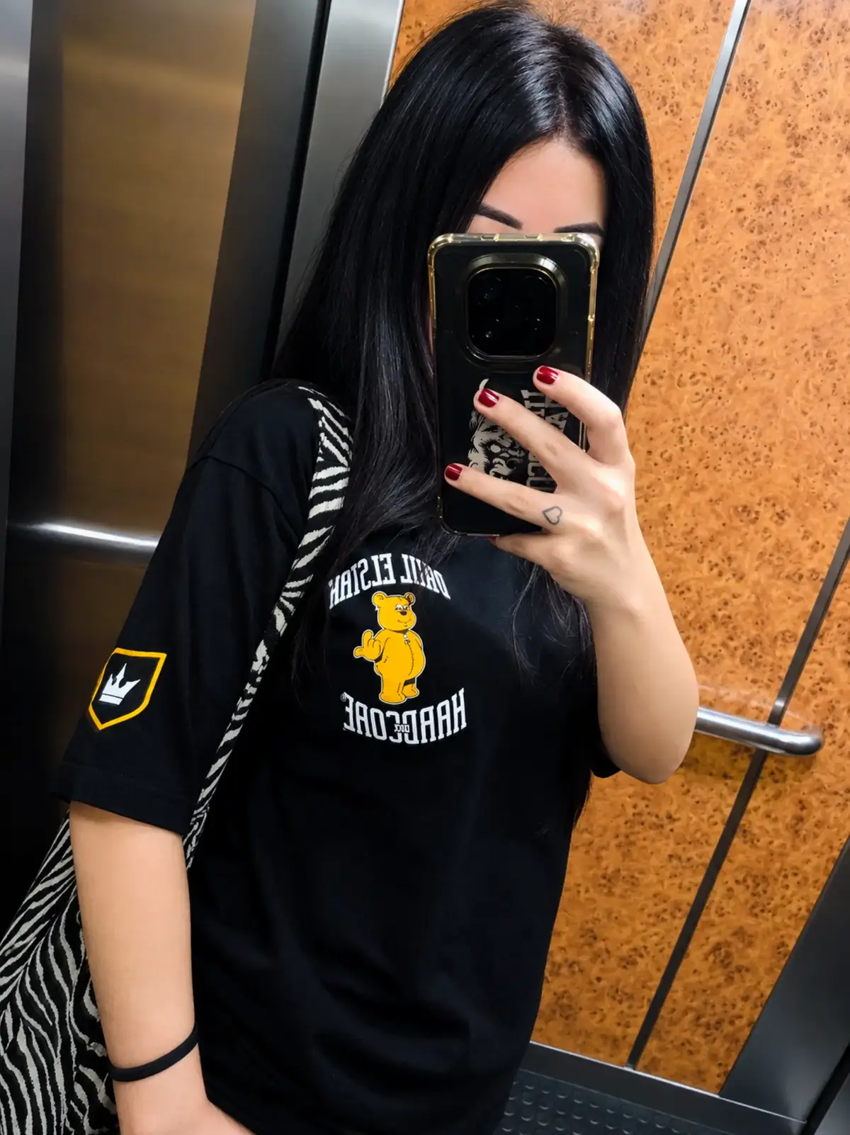 @Laurix_bcn🖤🇪🇦