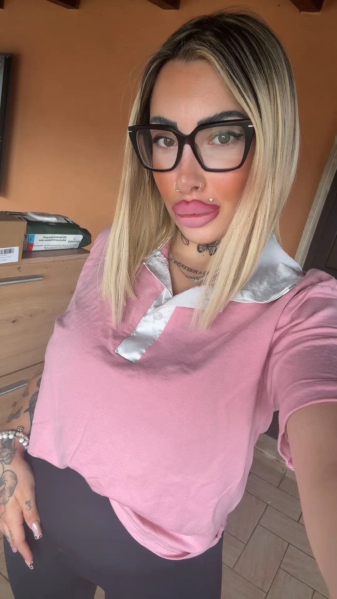 @ERIKA🖤