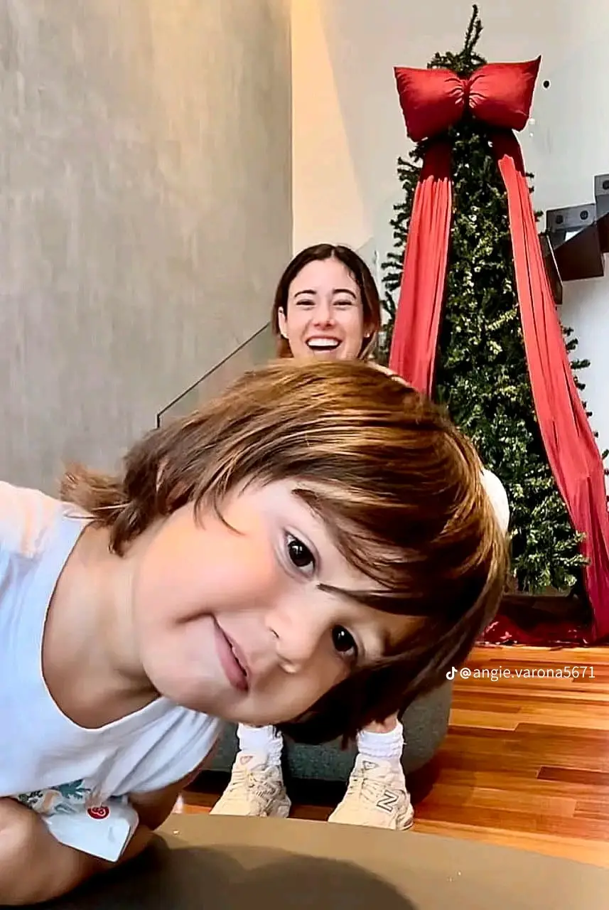 @Angie Varona