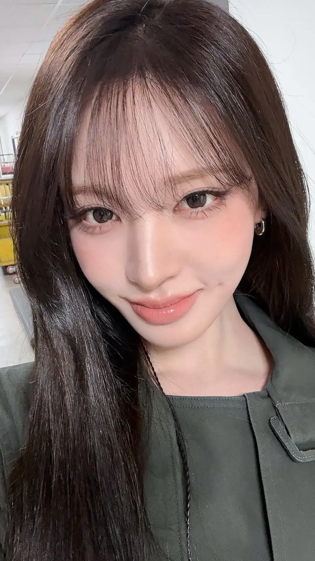 @Ne><