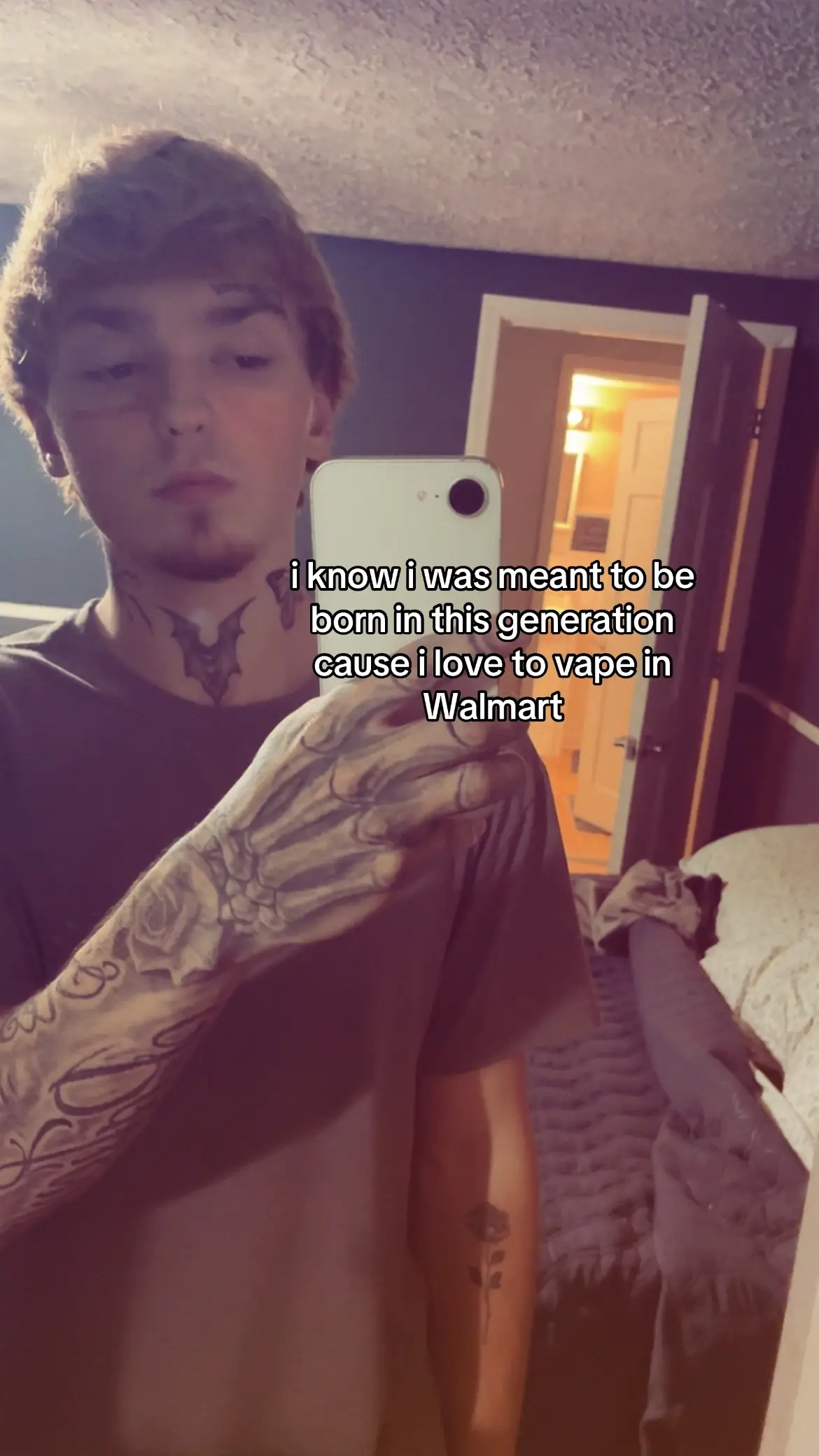 @🕷️