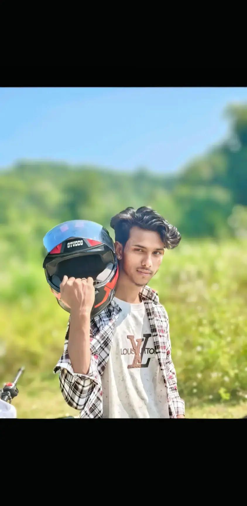 @🦅Ziddi Aashik07 ♥️