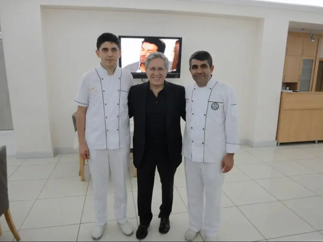 @Şükrü Gün
