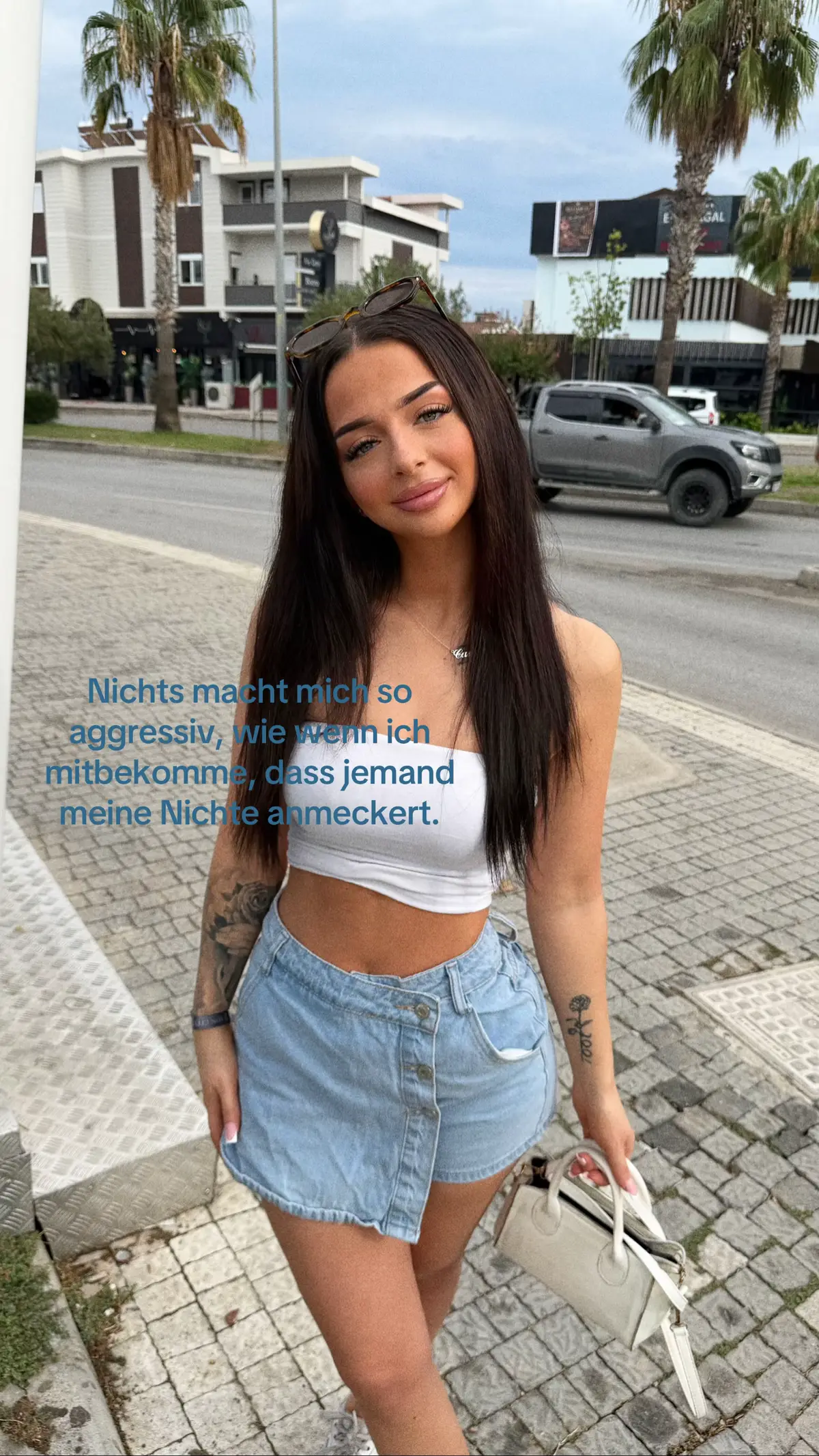 @𝐂anel