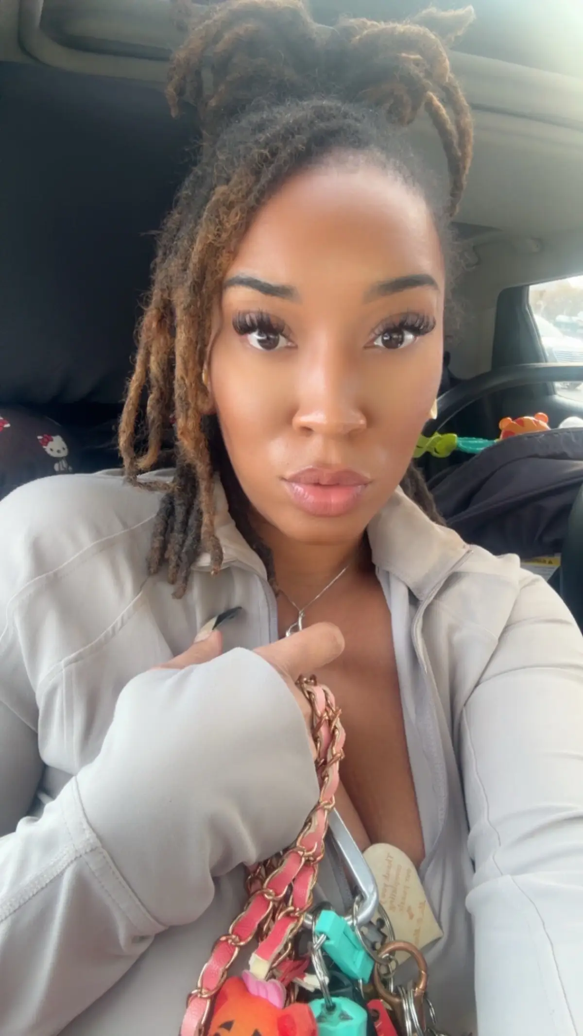 @Jasmine_Beenraw