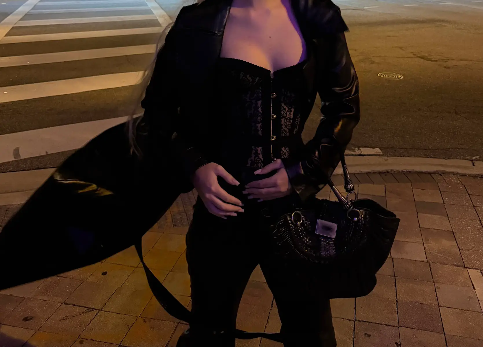 @elayna