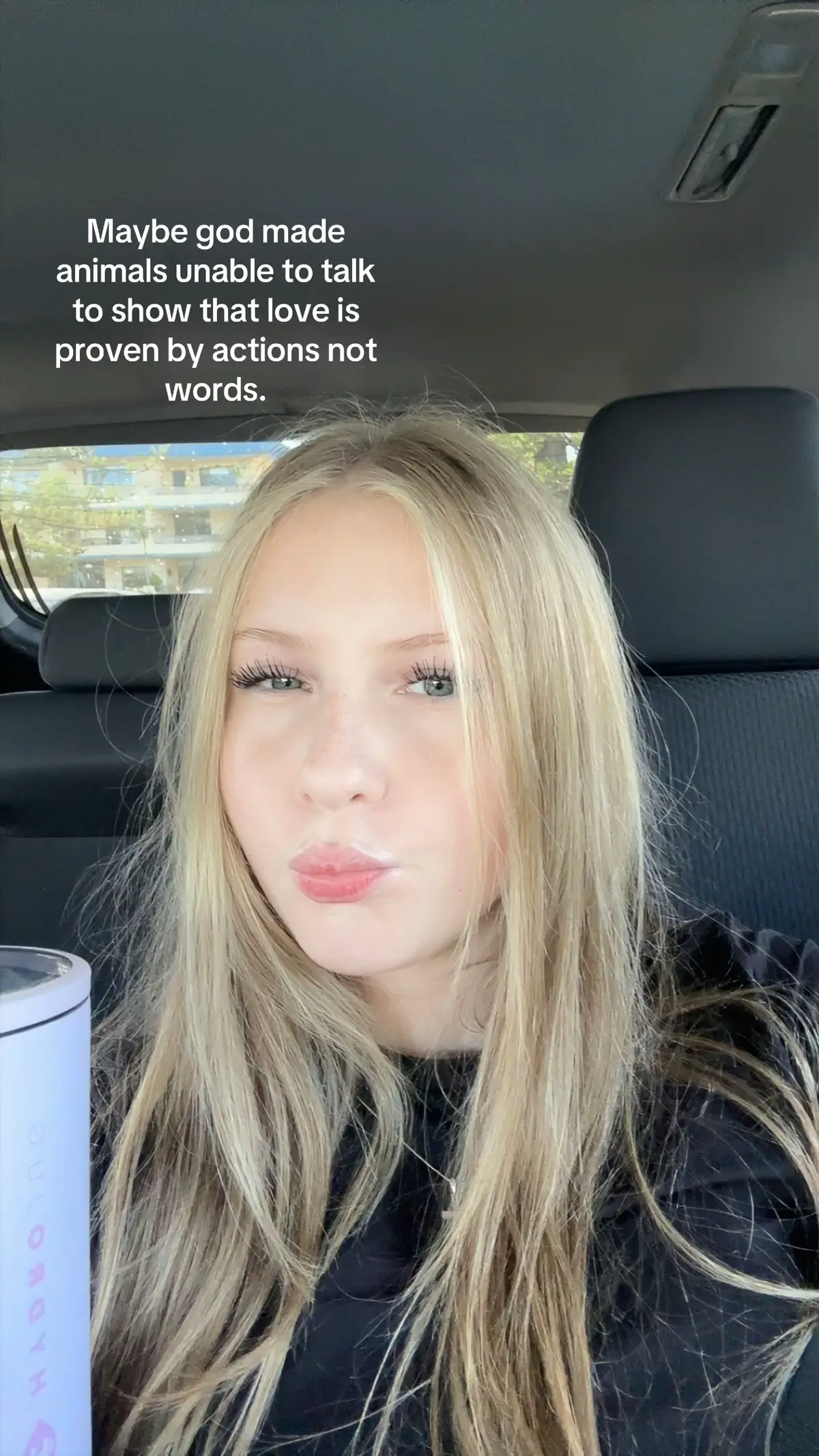 @𝐂𝐡𝐚𝐫𝐥𝐨𝐭𝐭𝐞