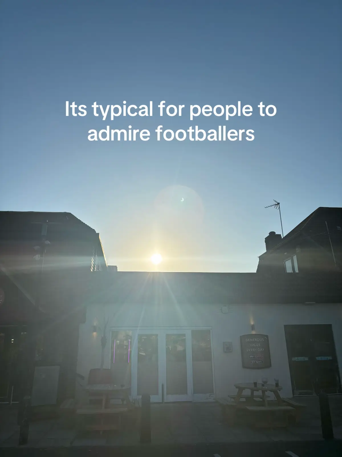 @𝓒𝓱𝓪𝓻𝓵𝓲𝓮 🏴