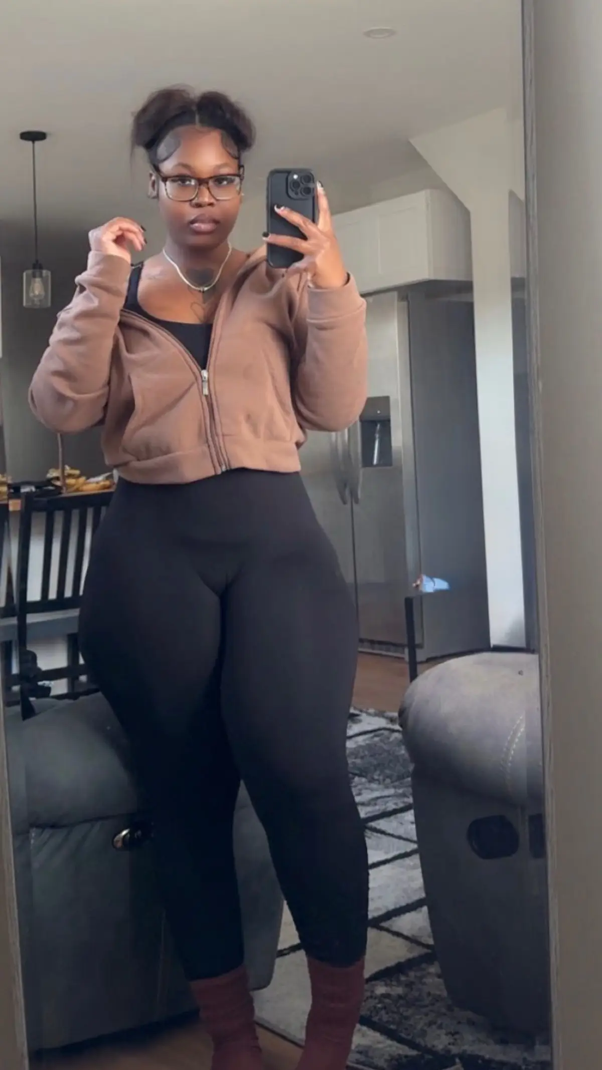 @Bonnie 🖤