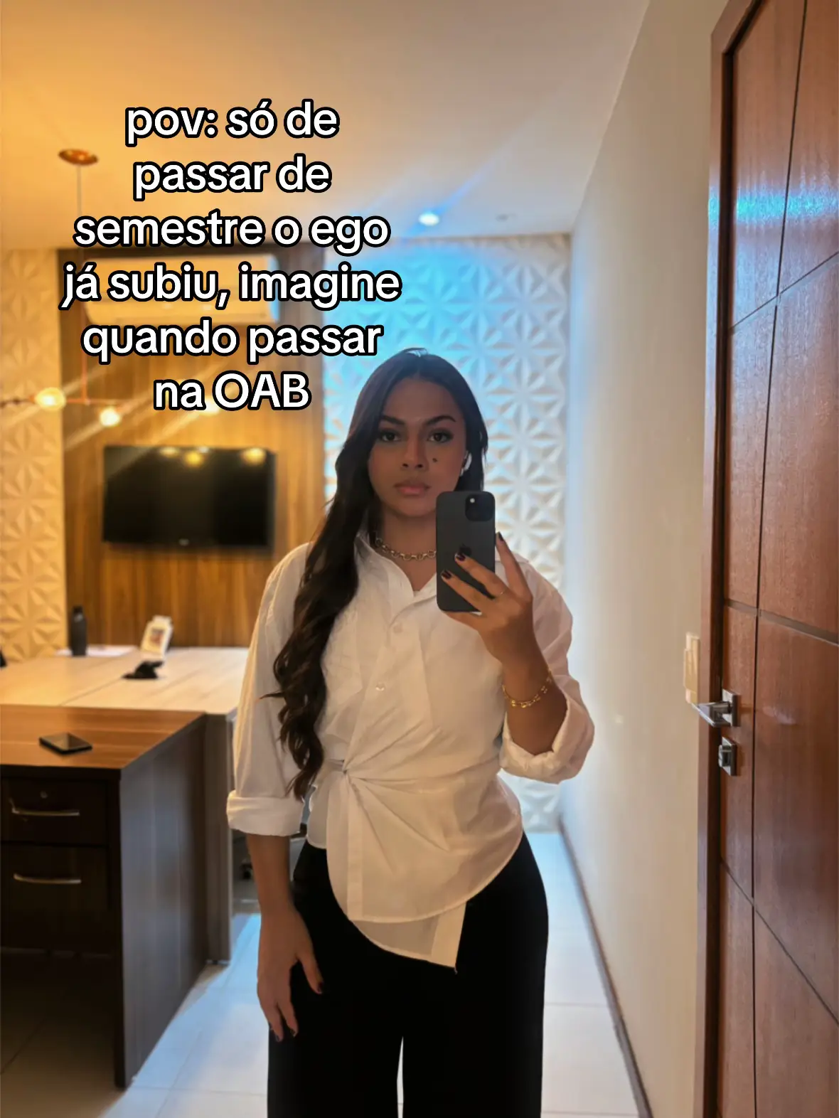 @_carolinne.santana