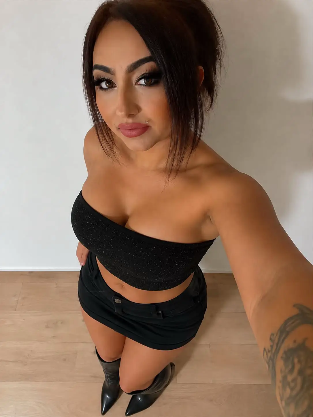 @😈laura