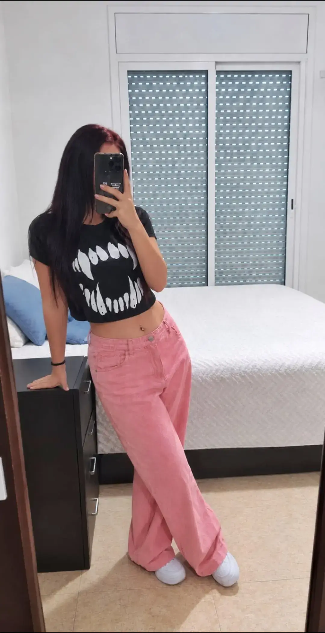 @Laurix_bcn🖤🇪🇦