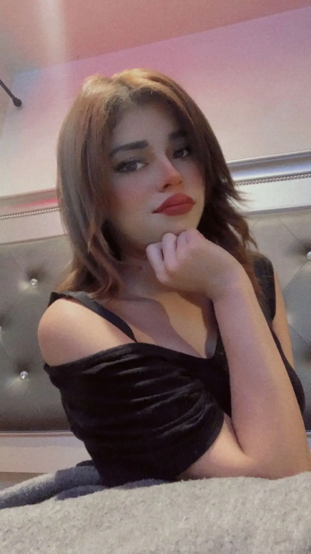 @Ladyrose11200