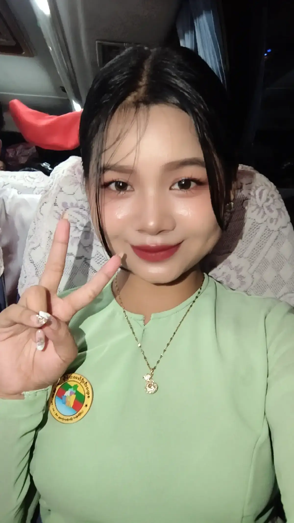 @L Mon