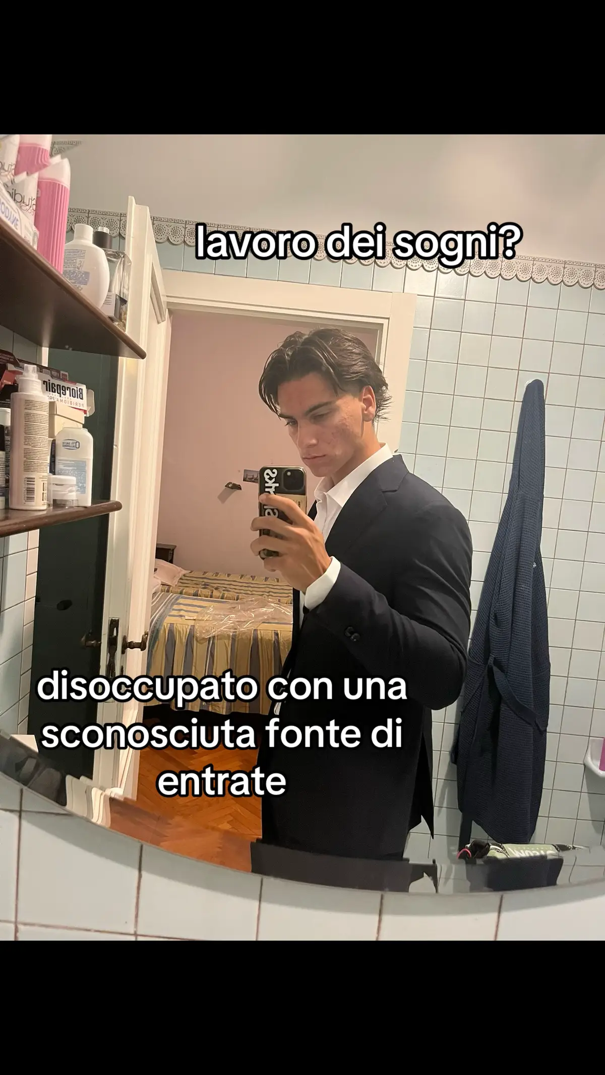 @ℰ