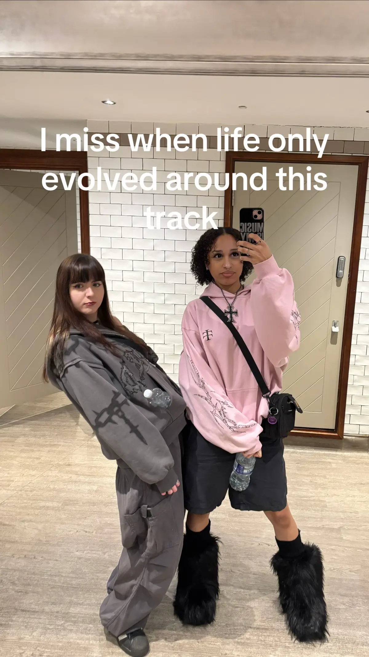 @☠️