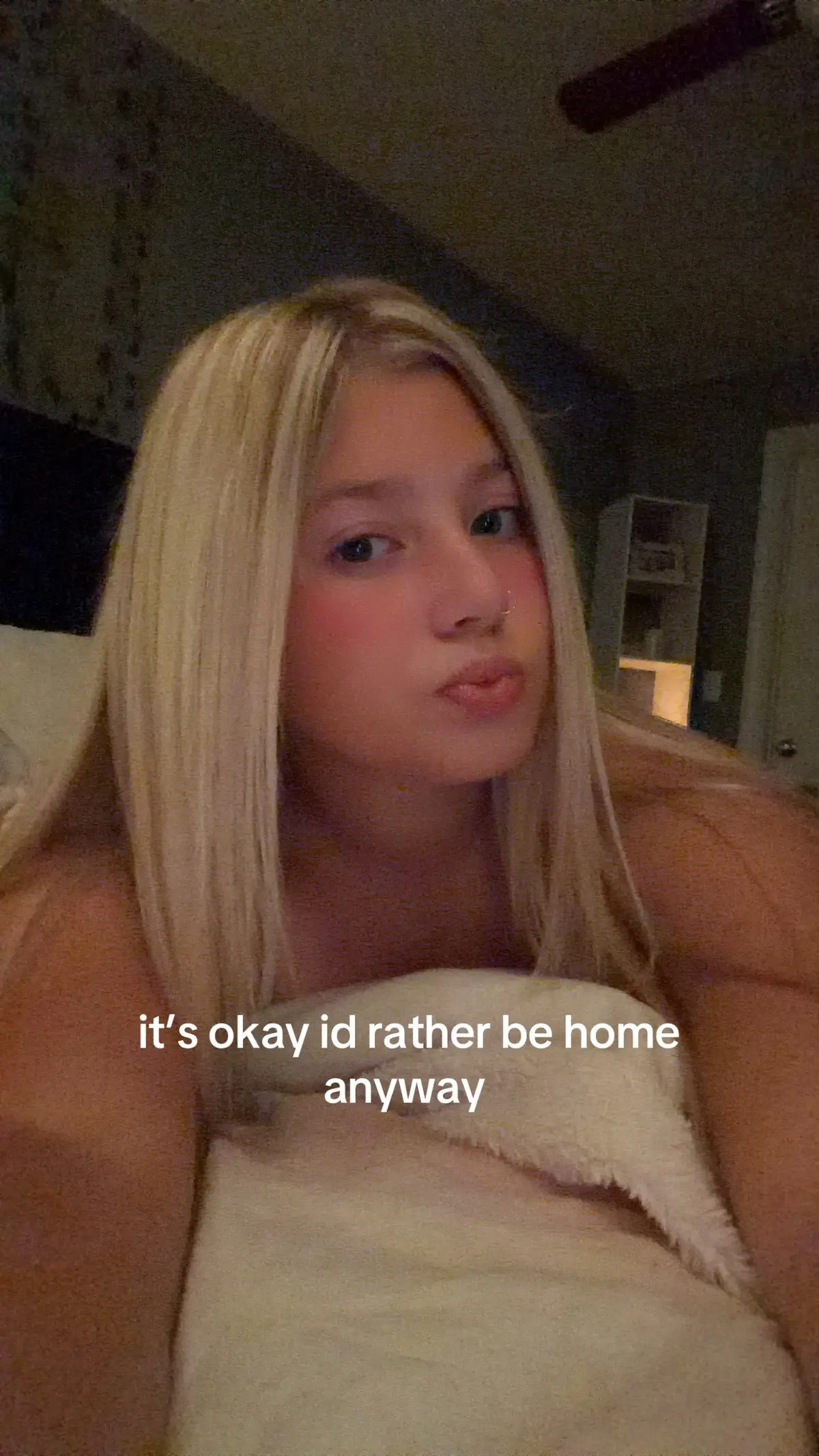 @??