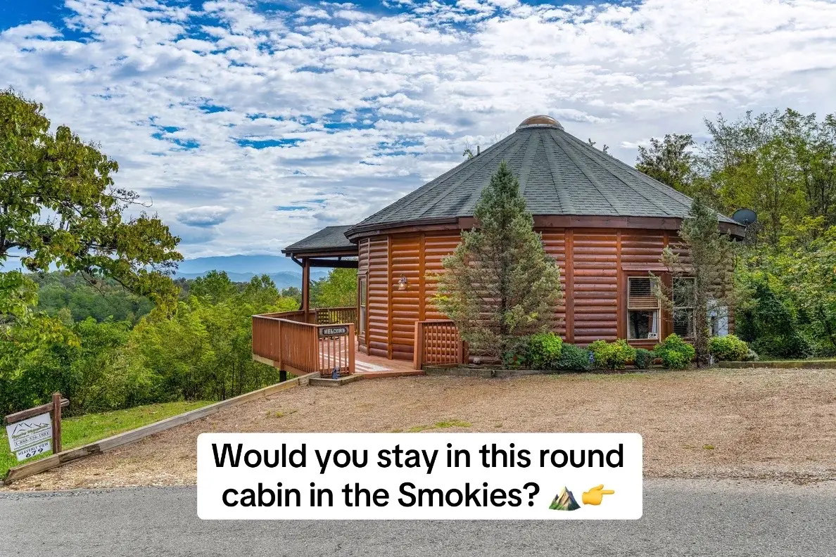 @SmokyMountainDreamVacation.com