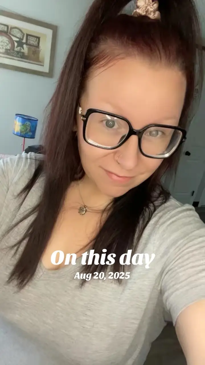 @JennaLauren