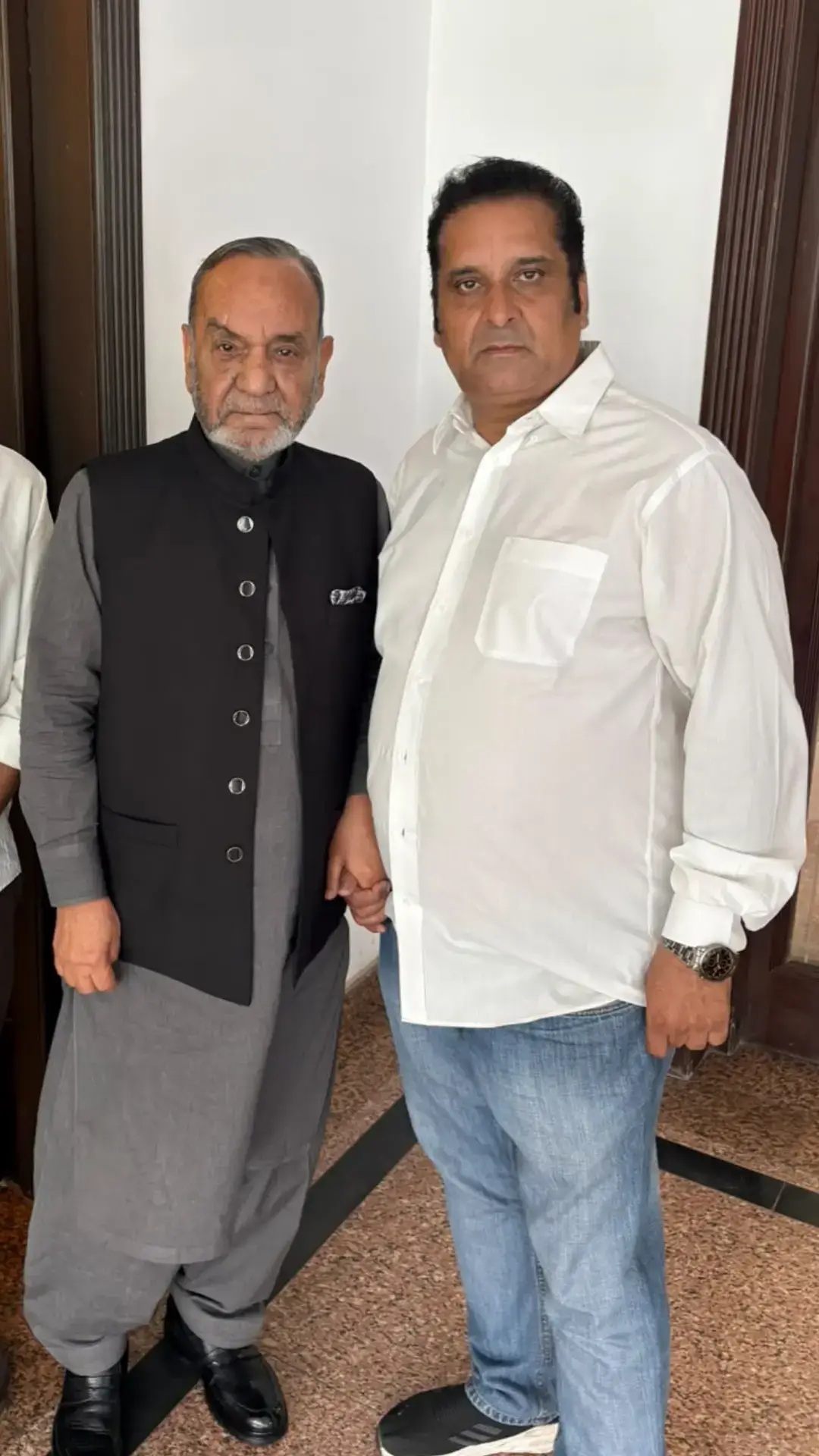 @Tariq sohna tariq sohna