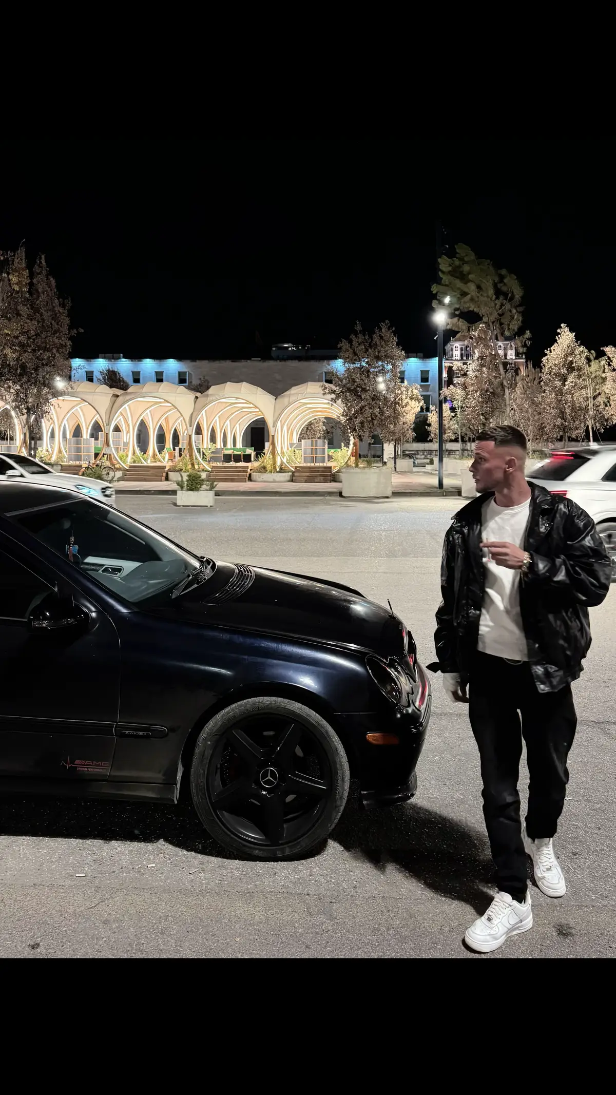 @𝐃