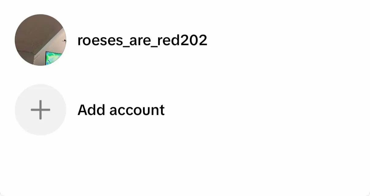 @roses_r_blue