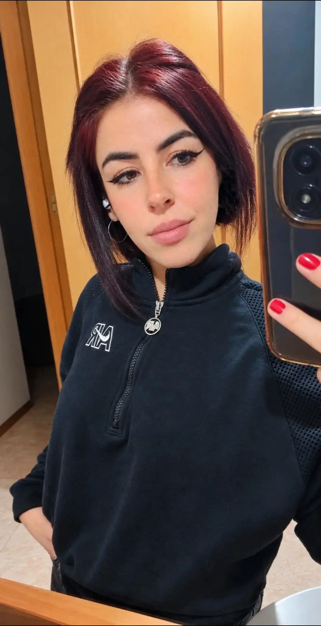 @Laurix_bcn🖤🇪🇦