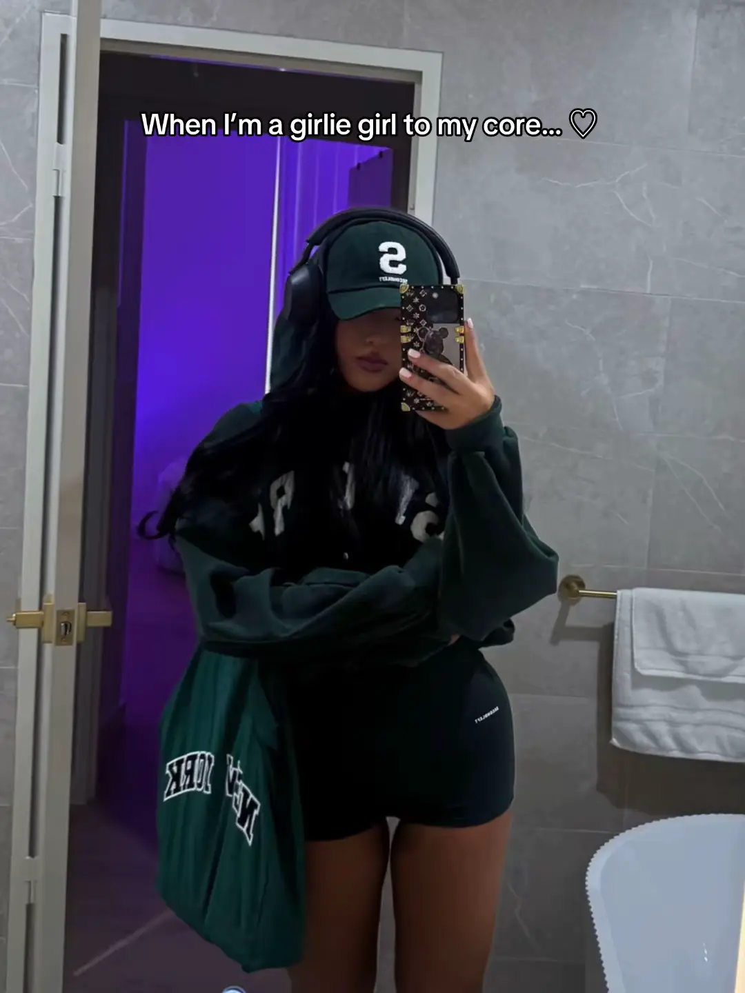 @movewithamk ♡