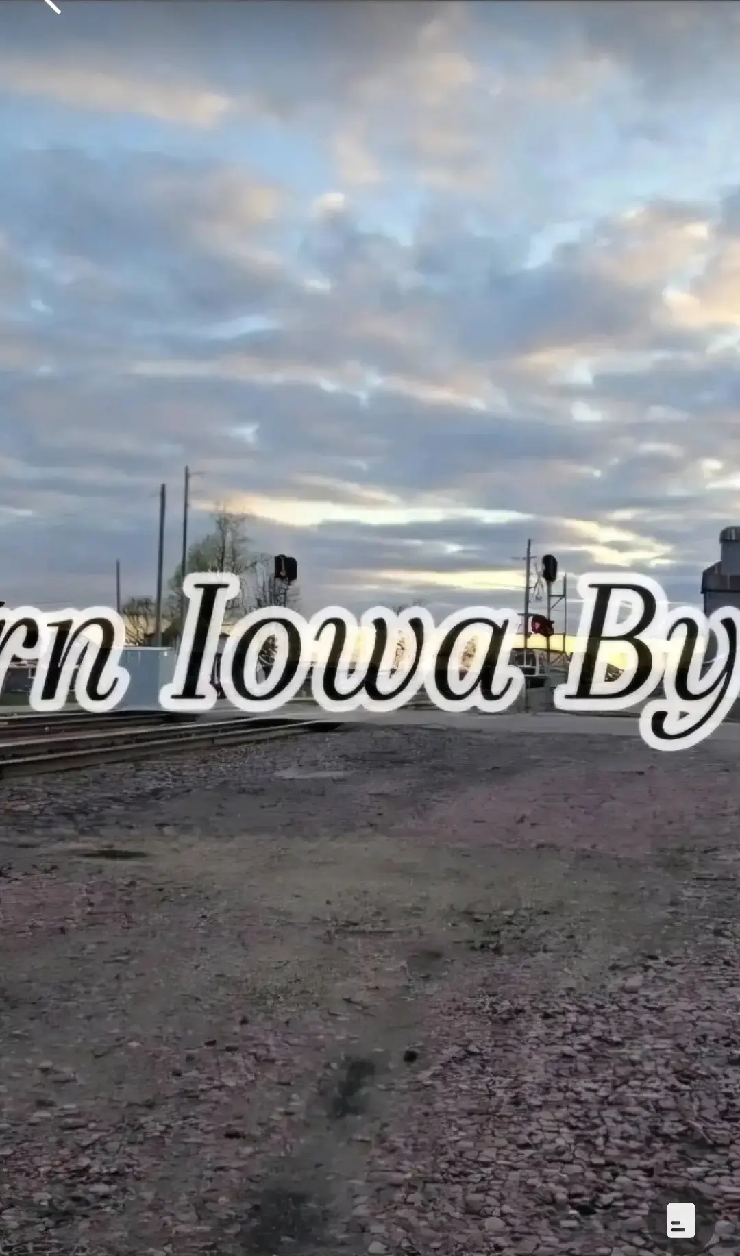 @Eastern Iowa by Rails📷🚂🚗