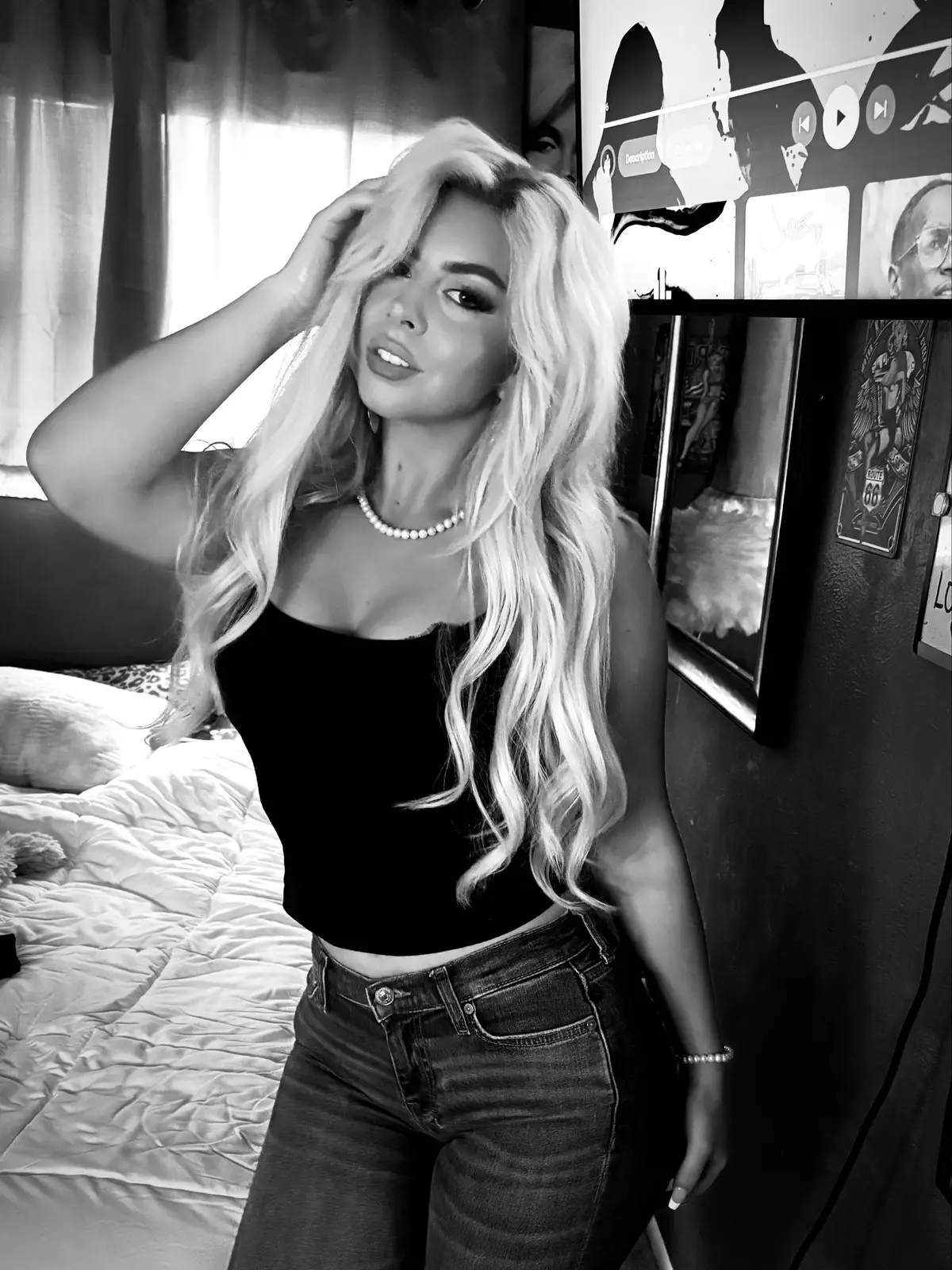 @Valianna Rose